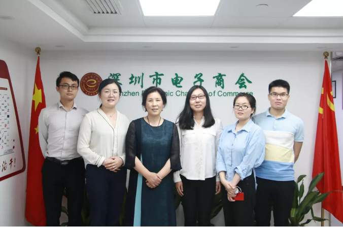 凤凰商会秘书处胡宝林一行拜访我会
