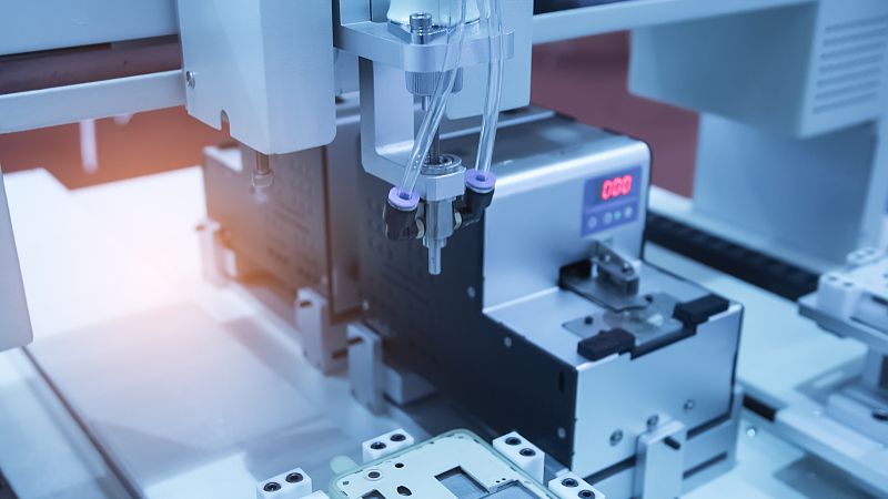 2022年全球电子设备制造业下游细分市场现状分析（图）