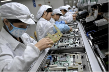 产能转移之下，郑州富士康员工减少了一半！当地政府正引入比亚迪摆脱依赖