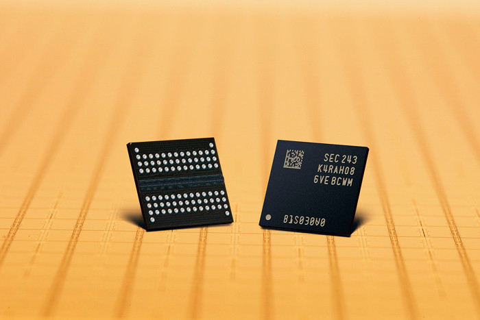 传输速率高达7.2Gbps！三星大规模量产12nm DDR5 DRAM：功耗降低23％、产出率提高20％