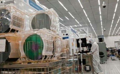 日本政府将为Sumco新建硅晶圆工厂提供5.3亿美元补贴