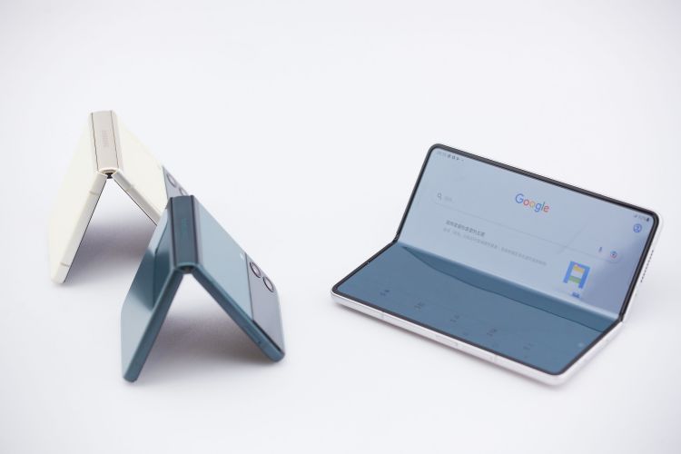 折叠设计全方位进攻　传苹果、Google折叠产品暖身中