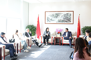 墨西哥议员和政商财团考察团到访商会