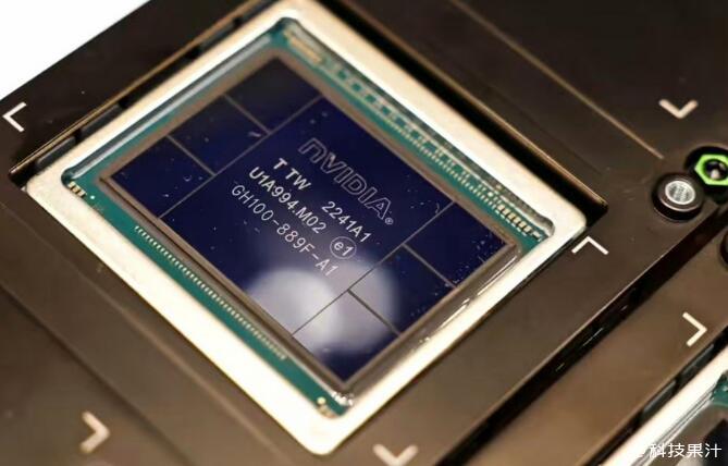 AI PC势不可挡，但软件应用落后一步，完全AI化还欠点“火候” 